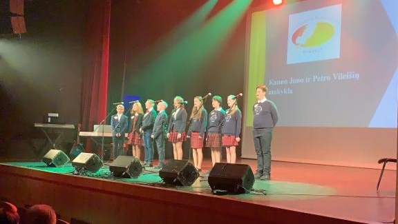  Mokyklos 5-7 klasių mokiniai dalyvavo Varėnoje surengtame kasmetiniame respublikiniame dainų festivalyje ,,Dainos iš tremties”
