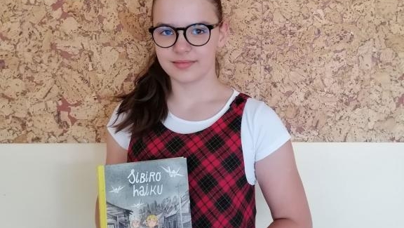 4B klasės mokinė Miglė Raižytė dalyvavo Respublikiniame skaitymų konkurse