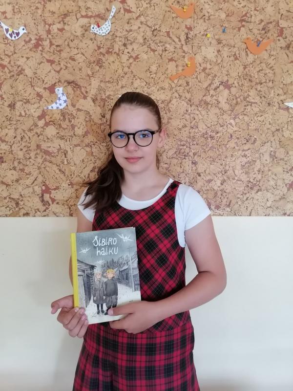 4B klasės mokinė Miglė Raižytė dalyvavo Respublikiniame skaitymų konkurse